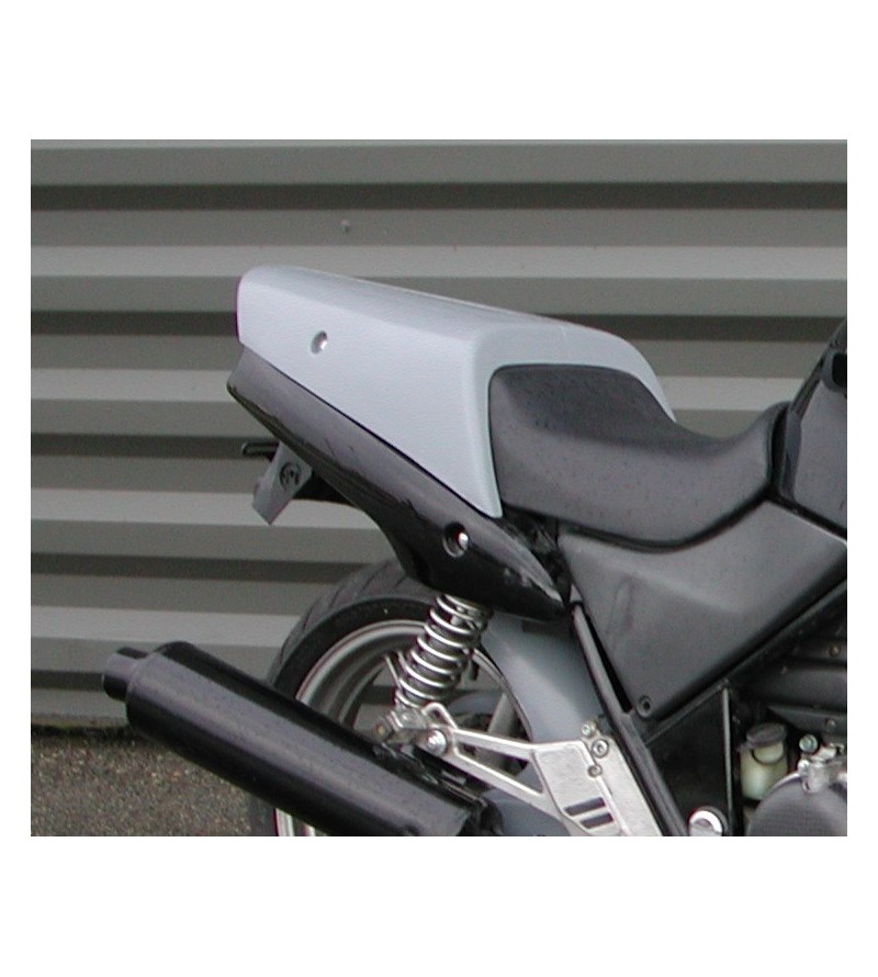 Capot de selle Honda CB 500 monté