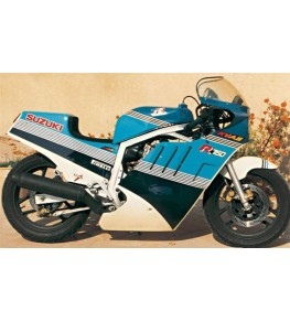 Carénage Endurance en 2 parties 750 GSXR 1985 montage 2