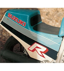 Coque arrière monoplace 750 GSXR 1985 profil droit