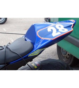 Coque arrière monoplace assise ouverte GSXR 600 / 750 06-07 montage 2