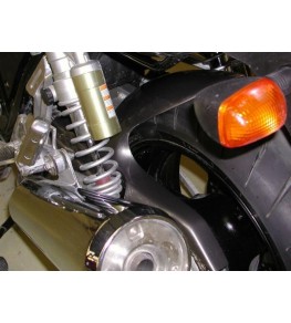 Garde boue arrière GSX 1400 01-06 monté et peint