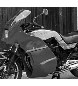 Carénage Semi Tourisme 415 en 3 parties monté sur Suzuki GSX1100