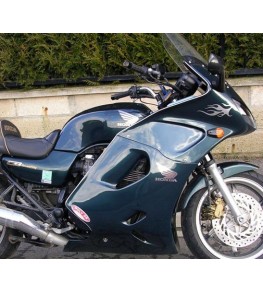 Carénage type GT en 3 parties sur Honda Seven Fifty profil