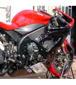 Carénage en 2 parties Yamaha R1 04-06 vue droite