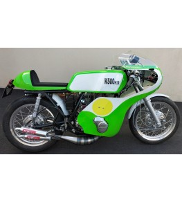 Garde boue avant 1239 montage sur Kawasaki 500 H1 de 1972 vue 2