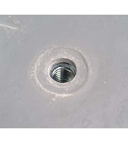 Exemple de collage avec écrou à coller vue extérieur