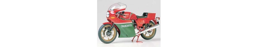 Carénages Poly 26 en polyester pour Ducati Mike Hailwood Réplica, carénage en 2 parties...