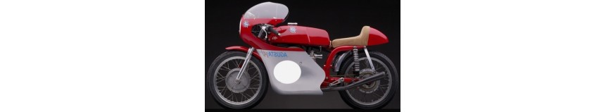 Carénages en stratifié polyester pour MV Agusta 350... Carénage en 1 partie, bulle 